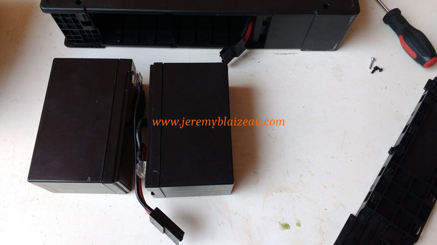 Batteries4pro - Comment remplacer la batterie d'un onduleur.