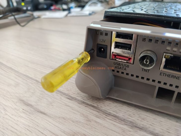 Blue Ray Freebox Ne Fonctionne Pas Freebox player surchauffe et s'éteint : ventilateur bloqué par la